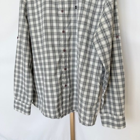 K-WAY Tech Men's Gray Plaid Long Sleeve Button-Up Shirt Size L Casual Collared - Picture 3 of 12
